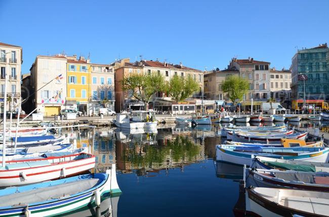 Blue Summer Vibes Appartment For 4P, Ac, Parking, Beachfront, Spa Access -5 La Ciotat Exteriör bild